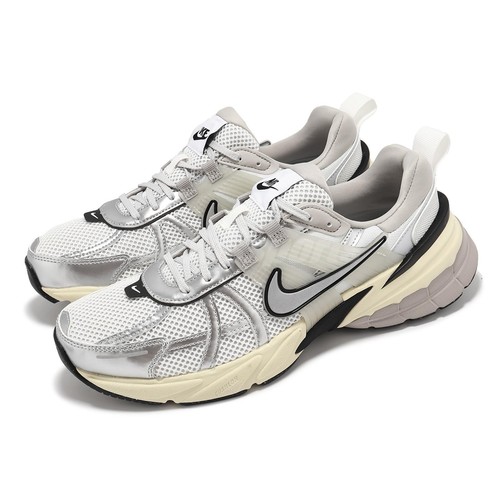 靴 Nike V2K Run Shoes HJ4497-100 Amazon.com | Nike V2K Run Shoes (HJ4497-100, Summit White
