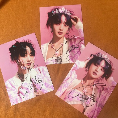 GIDLE MINNIE Autographed Signed Photo Autographs K-POP