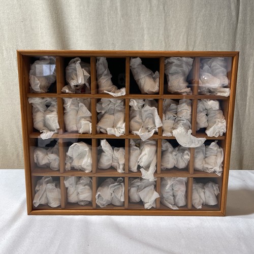 Vintage Mixed Lot of 43 Sewing Thimbles With Wood Case