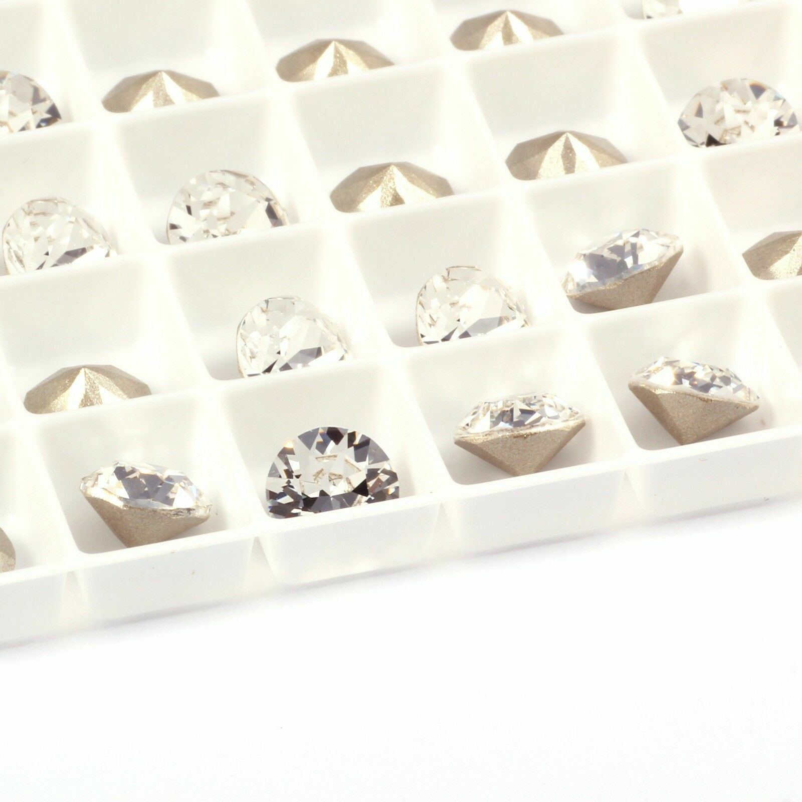 no13 スワロフスキー　PP9 PP6 Swarovski PP6 1.3-1.35mm SS2 Chatons Crystal Clear Pointed