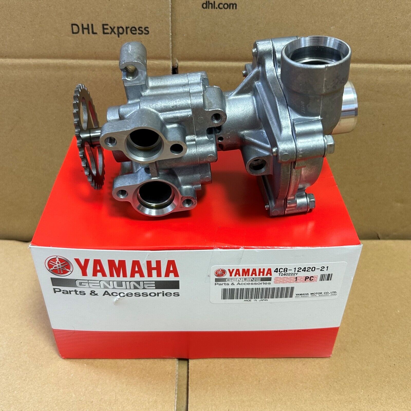 NEW】Yamaha Genuine Water Pump Assembly 4C8-12420-21 Direct NEW】Yamaha Genuine Water Pump Assembly 4C8-12420-21 Direct
