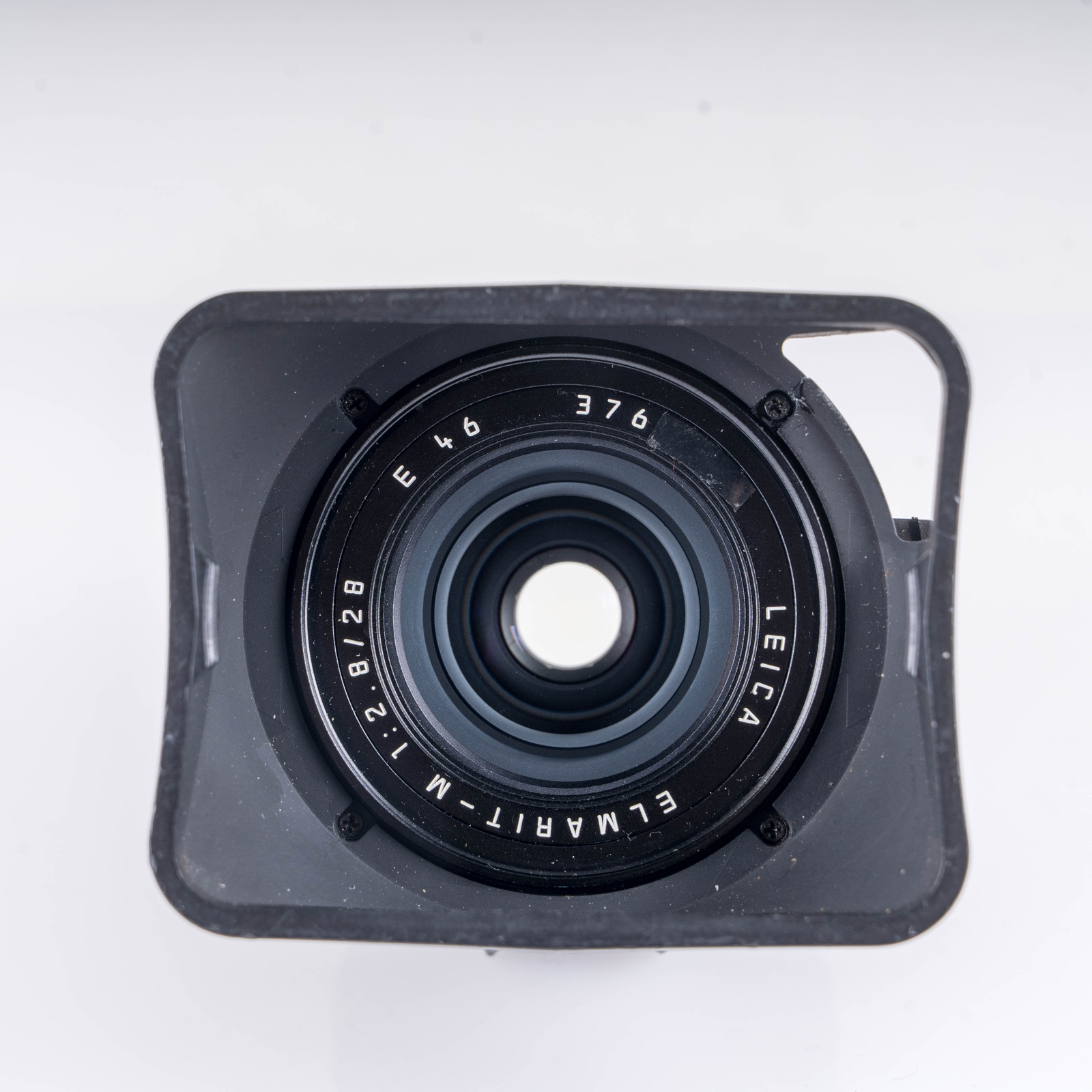 LEICA ライカ ELMARIT-M 28mm f2.8 エルマリート E46 ライカ エルマリート M 28mm F2.8 E46 元箱、フード。ケース付