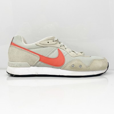 

Nike Womens Venture Runner CK2948-005 Серые повседневные кроссовки, размер 8,5, Серый, Venture Runner
