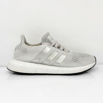 

Adidas Womens Swift Run CG4146 Серые кроссовки для бега Размер 8, Серый, Swift Run