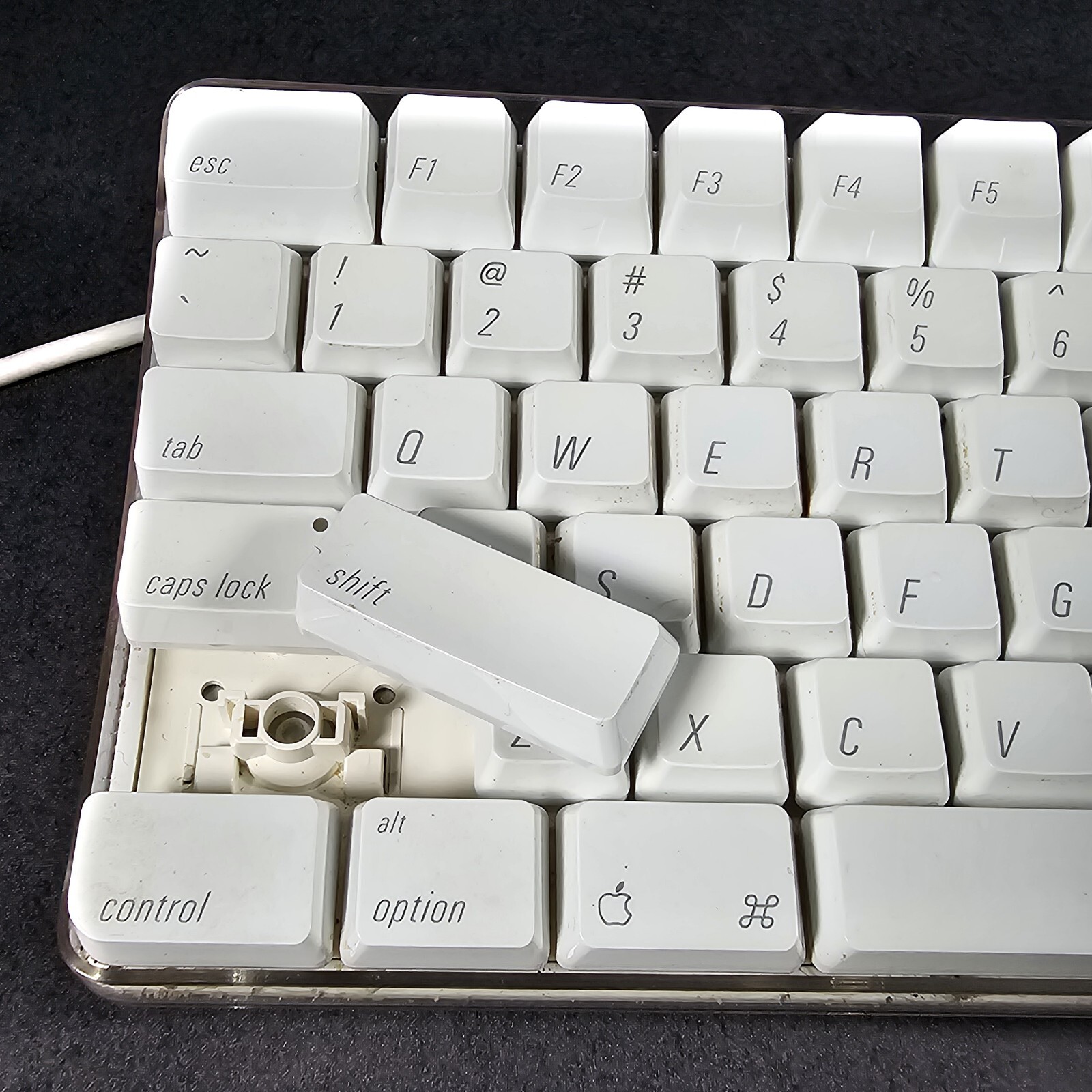 Apple - 【未使用】Apple Keyboard A1048 Genuine Apple Mac A1048 White Wired Full Size Keyboard