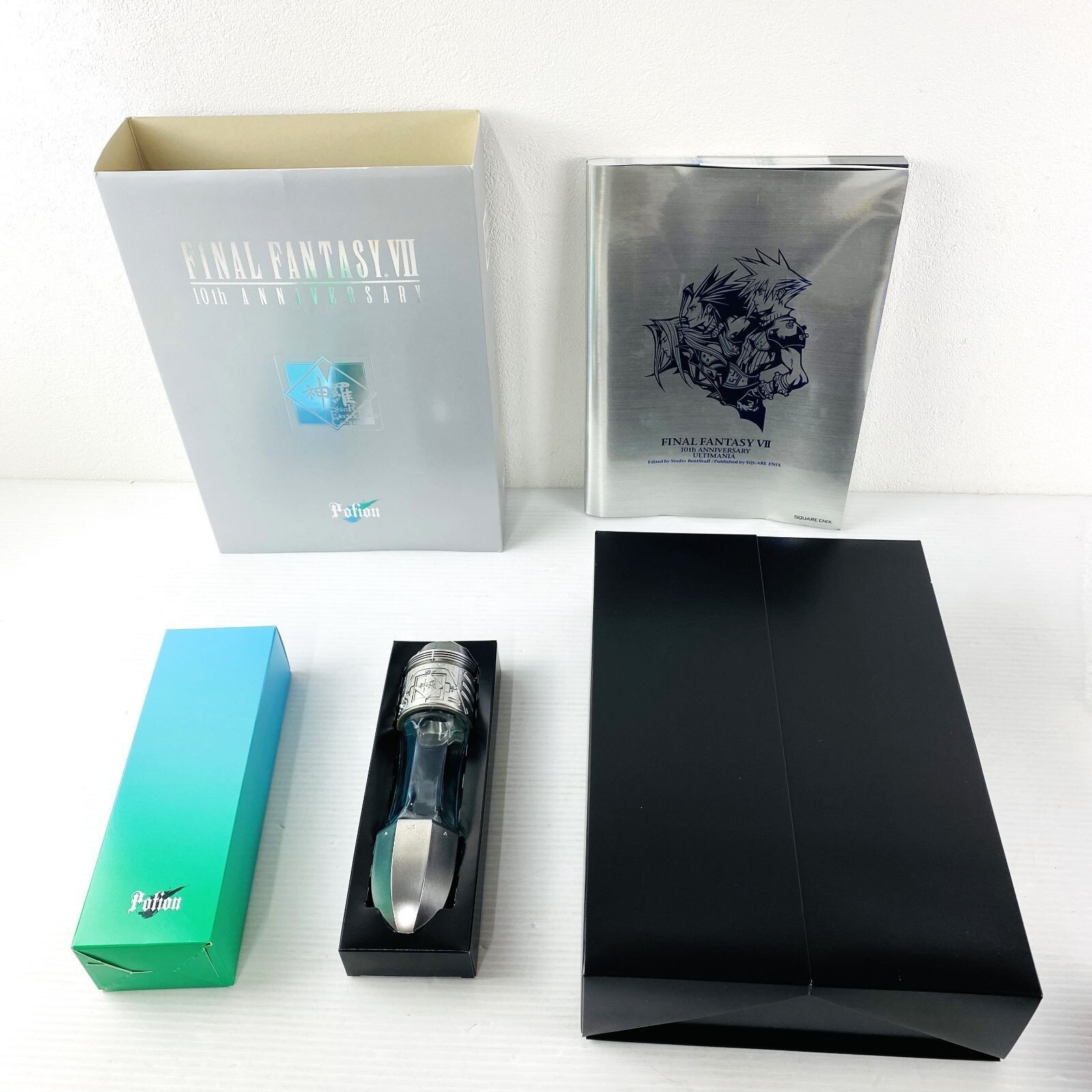 FINAL FANTASY VII 10th Anniversary Limited Potion Replica FINAL FANTASY VII 10th Anniversary Limited Potion Replica