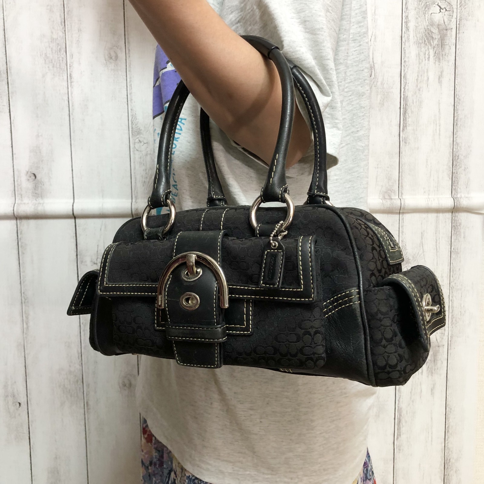 バッグ coach hand bag turn lock signature y2k COACH 3647 Satchel Bag Hand Bag Black Signature Canvas