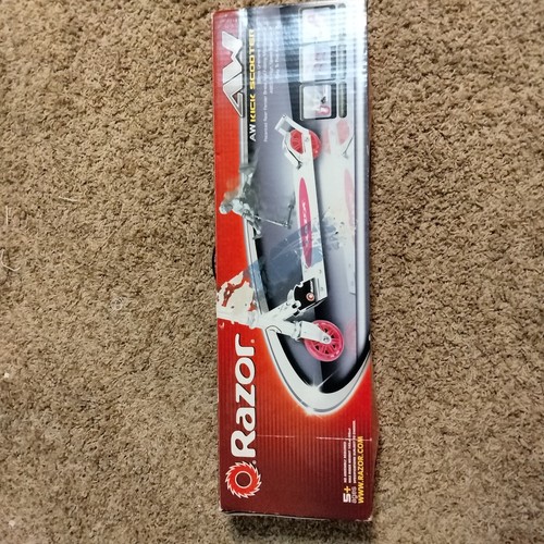 Razor AW Kick Scooter Pink