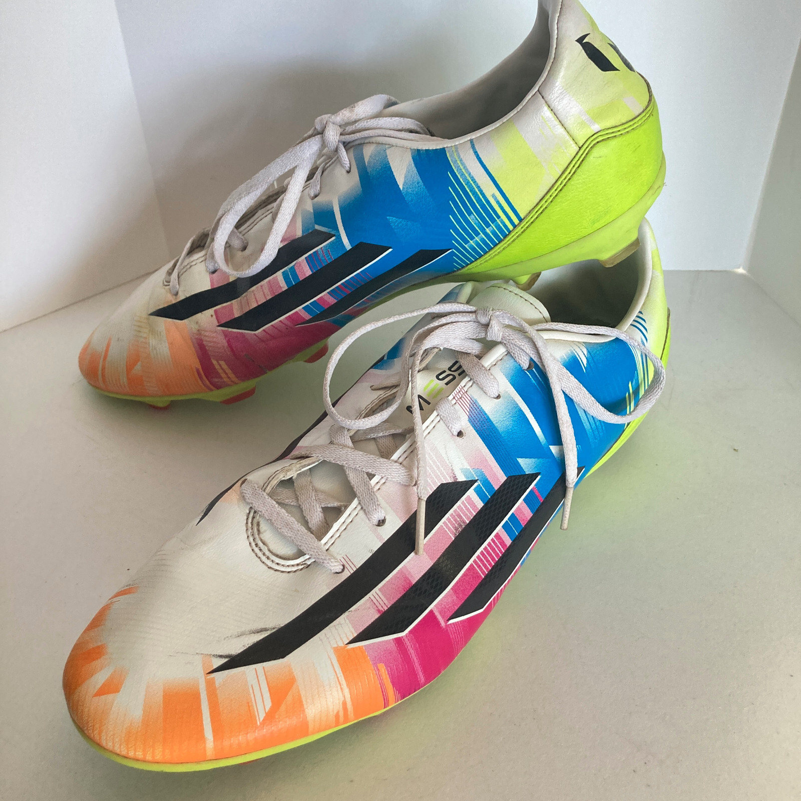 Adidas messi 2013 store