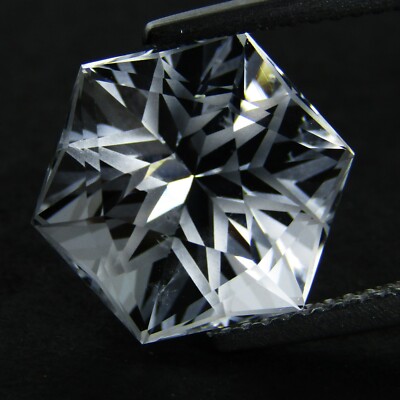 10.21Cts Impressive Fire Natural White Topaz 11.6mm Fancy Cut Gemstone Ref-VIDEO