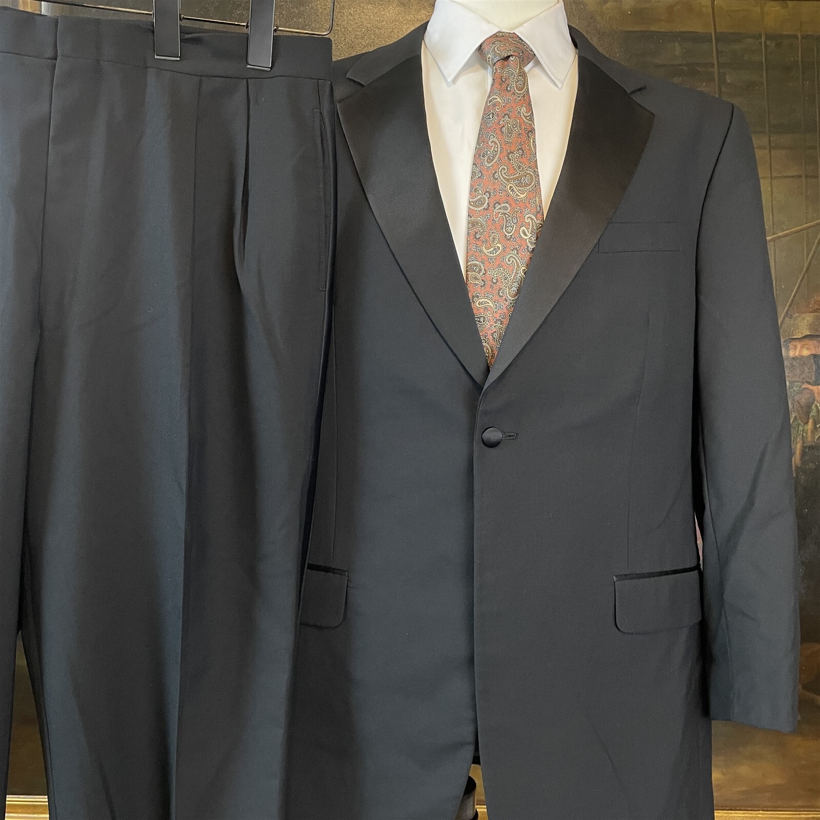 Cricketeer 44L 36 x 32 2Pc Black 100% Wool Hopsack 1 Button Cricketeer 44L 36 x 32 2Pc Black 100% Wool Hopsack 1 Button