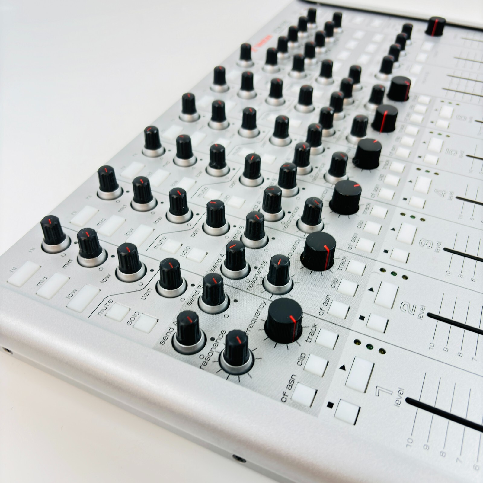 VESTAX VCM-600 MIDI コントローラー Ableton対応
