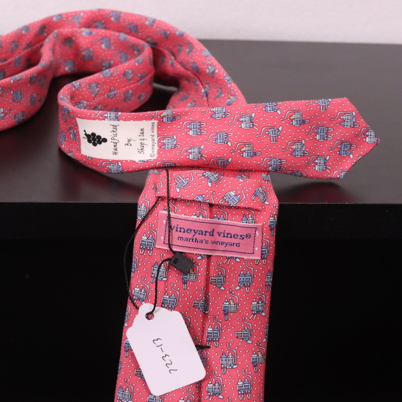 VINEYARD VINES Pink Multi Ski/Snowboard Chairlift Winter Boy's Silk Necktie Tie