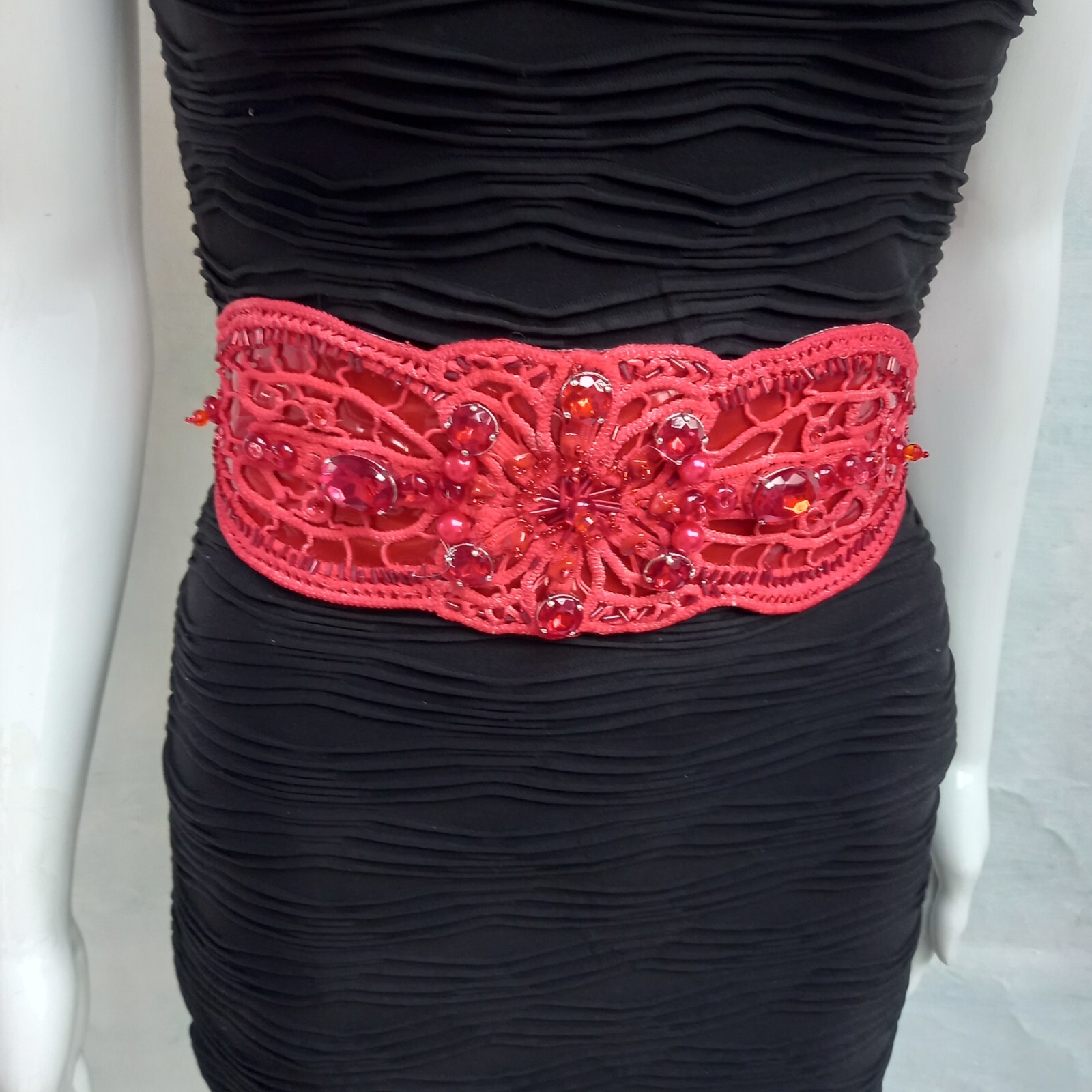 Pre-owned Amira Di Transilvania Women Accessories Belt Macrame Rhinestones Faux Leather Royal Handmade Red Beads
