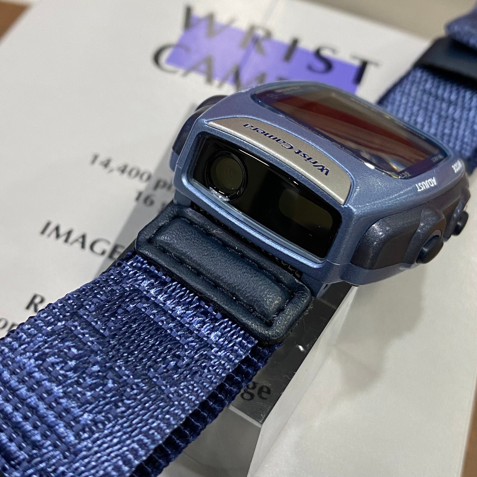 Pre-owned Casio Wqv-2b-2dr Wrist Camera Digital Watch Rare Vintage In Box