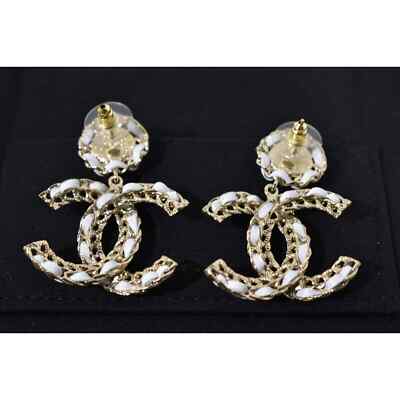 Pre-owned Chanel 22s Xl White Leather Gold Cc Logo Chain Dangle Drop Statement Earrings