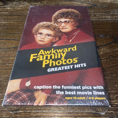 Awkward Family Photos Greatest Hits Card Party Drinking Fun Game 2019 NEW SEALED