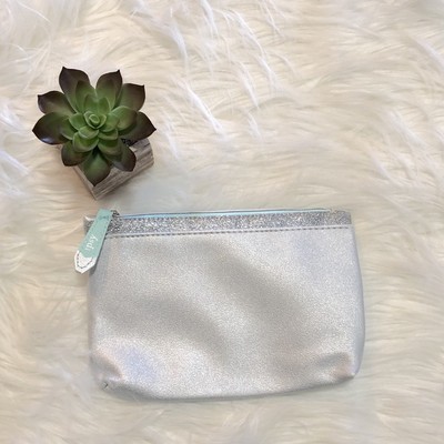 Ipsy Silver Sparkle Bag - Bag Only - December 2017 Icy Glam Zipper Pouch Makeup