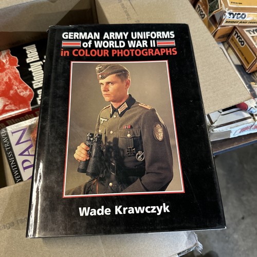 GERMAN ARMY UNIFORMS OF WORLD WAR II IN COLOUR PHOTOGRAPHS
