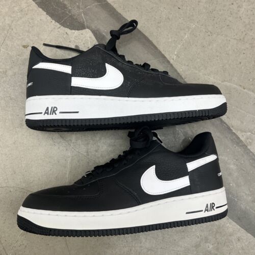 Size 9.5 - Nike Supreme x Comme des Garçons SHIRT x Air Size 9.5 - Nike Supreme x Comme des Garçons SHIRT x Air