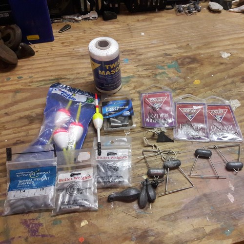 Small Lot Of Fishing Weights, Hooks, Sinkers, EtcのeBay公認海外通販｜セカイモン