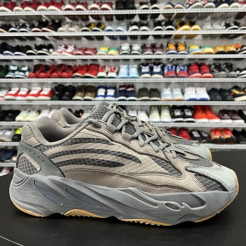 Yeezy？ Adidas-GW9526-M-154_1200x1200.
