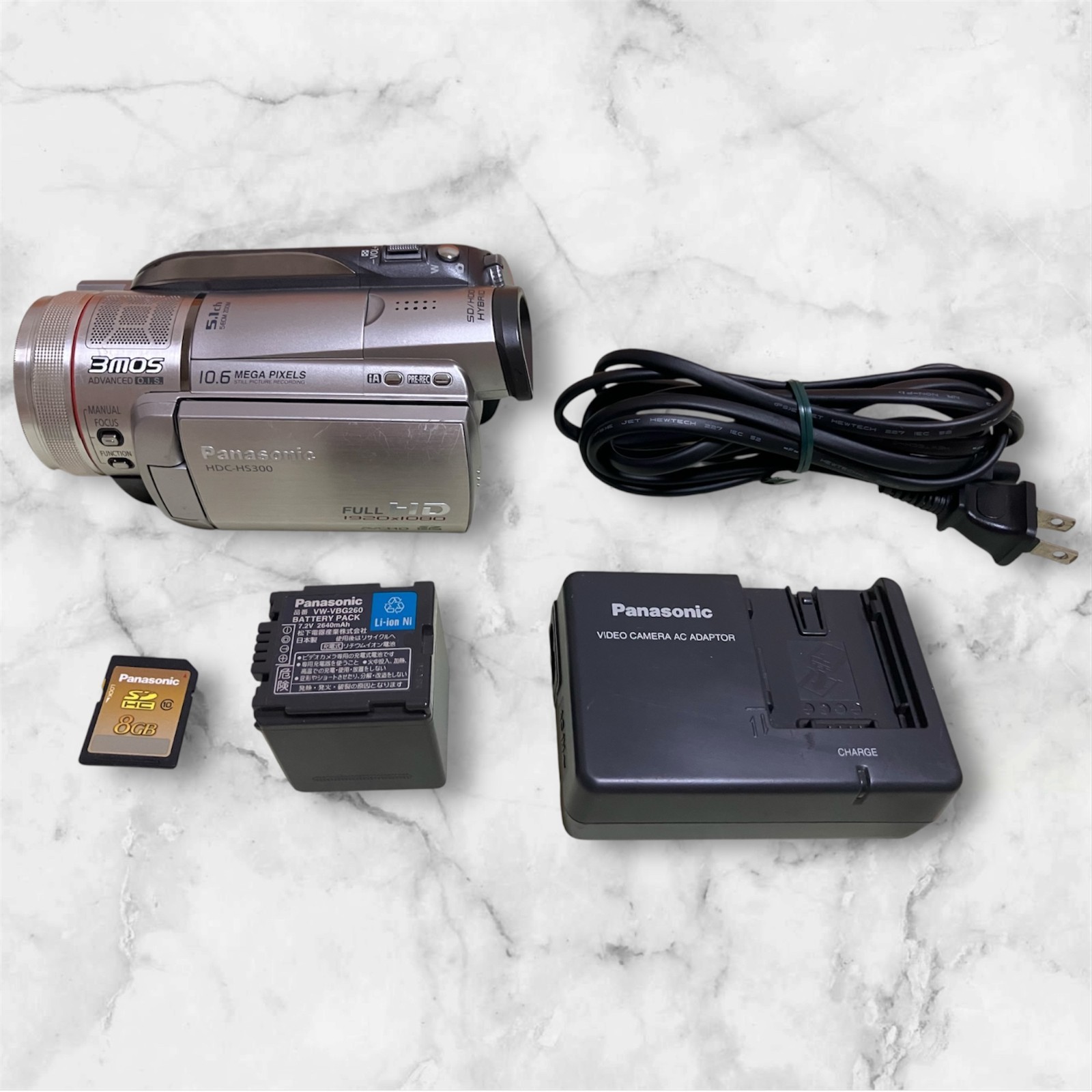 Panasonic パナソニック ビデオカメラ HDC-HS300 概要 デジタルハイビジョンビデオカメラ HDC-HS300 | デジタル