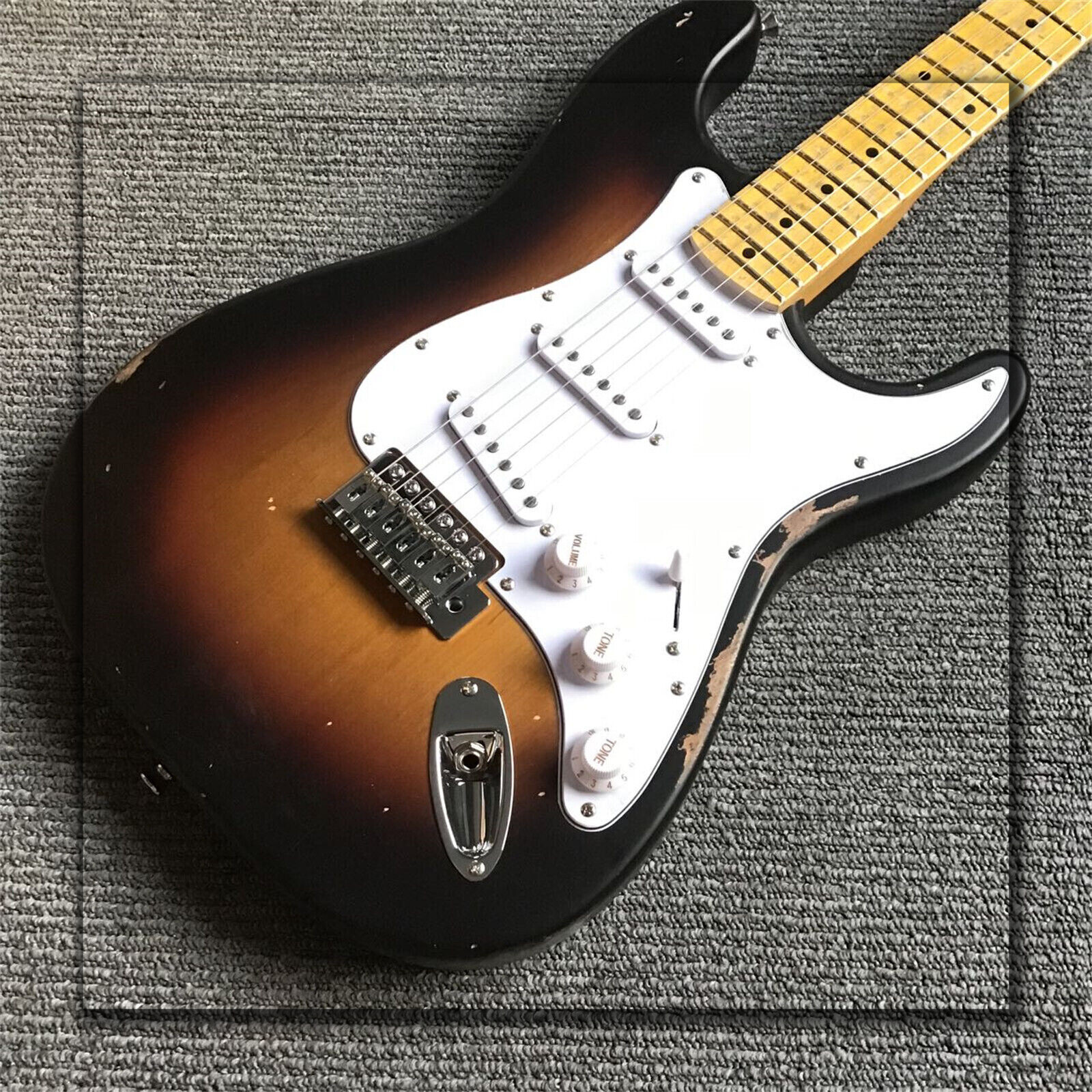 ◆ CustomElectrolic Relic SunburstStrato◆ Fender Custom Shop Limited Edition '57 Stratocaster Relic