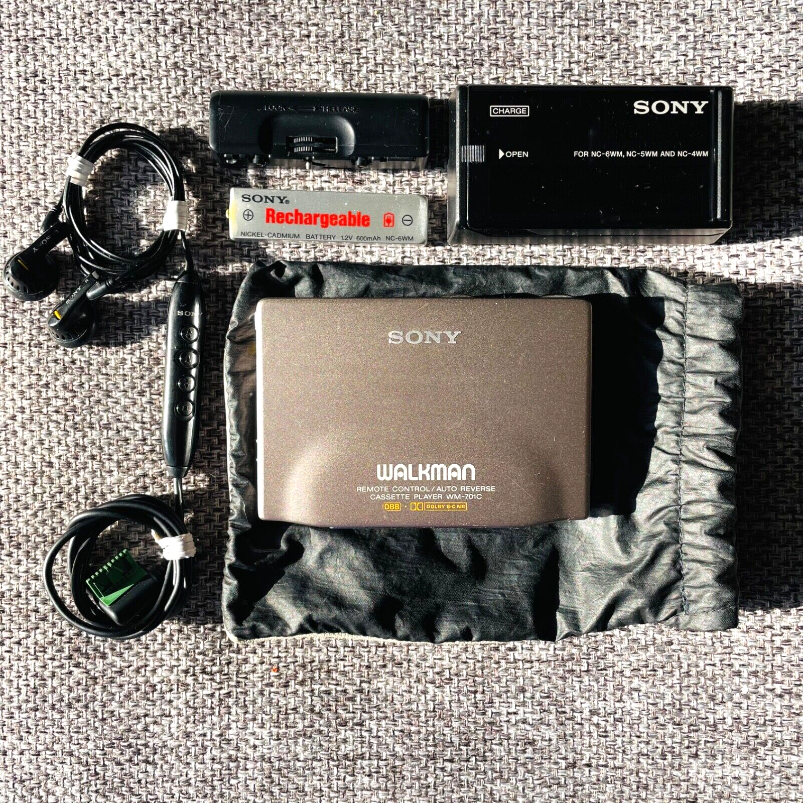 ジャンク ソニー ウォークマンWM-701C SONY カセットプレーヤー SONY カセットウォークマン WM-701C ジャンク品 ジャンク】中古