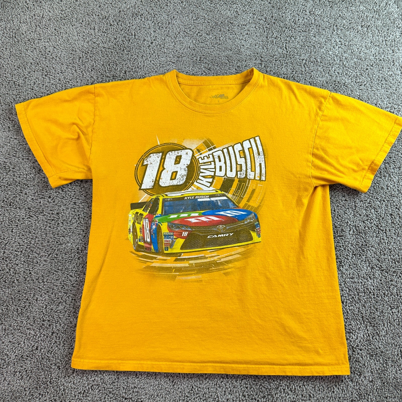 Kyle Busch Nascar Shirt Mens Large Yellow Short Sleeve