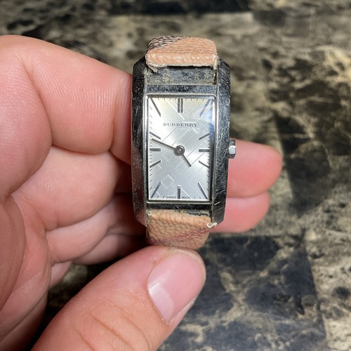 Burberry Silver Stainless Steel Leather The Pioneer BU9508
