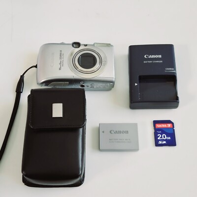 Canon PowerShot ELPH SD890 IS / IXUS 970 IS 10.0MP Digital - Silver Full Working