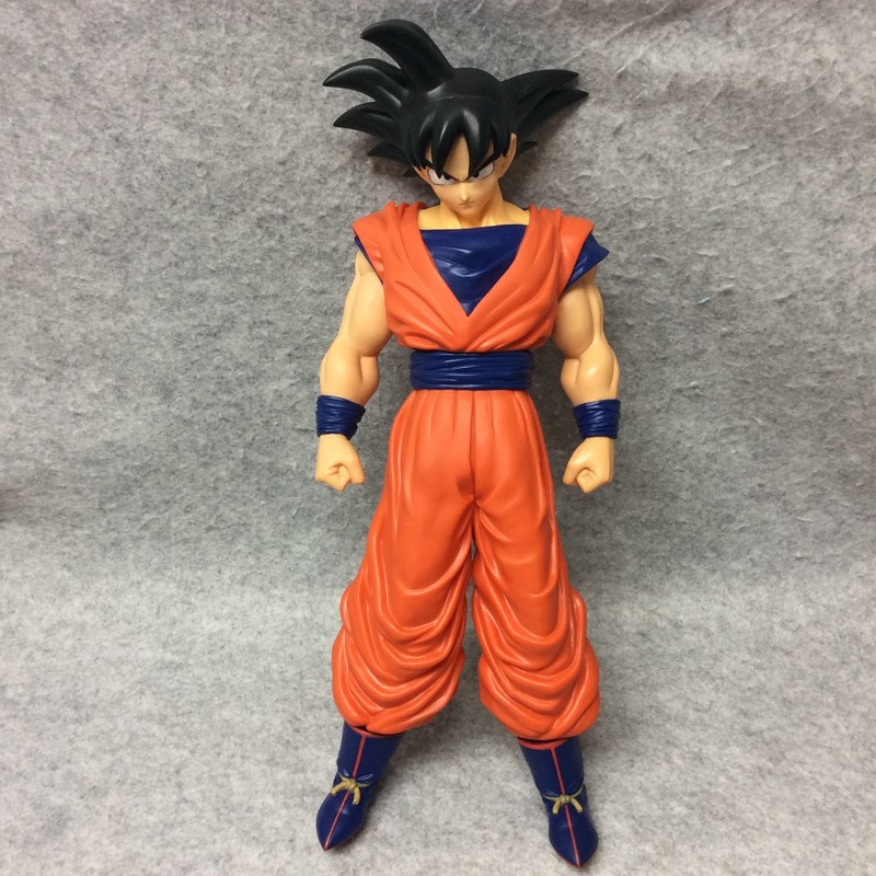 big goku statue