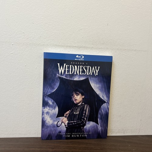 Wednesday: the Complete First Season (Blu-ray, 2022