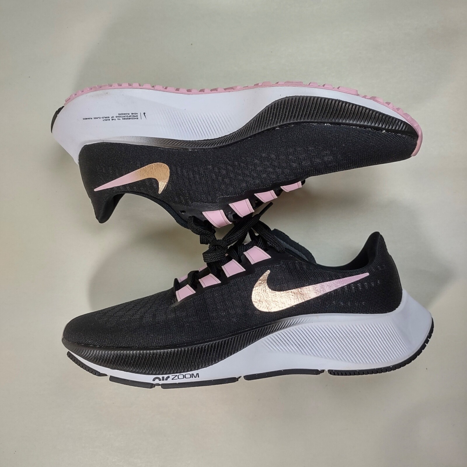 

WMNS Nike Air Zoom Pegasus 37 Black Light Arctic Pink White BQ9647-007 Женские 7, Черный, Nike Air Zoom Pegasus 37