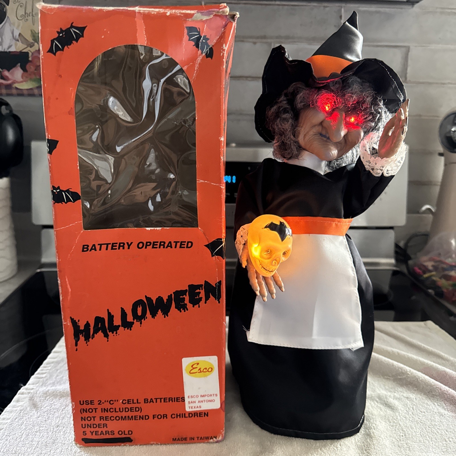 Vintage Halloween Witch Skull Lights & Sound Telco Working Fast Shipping 