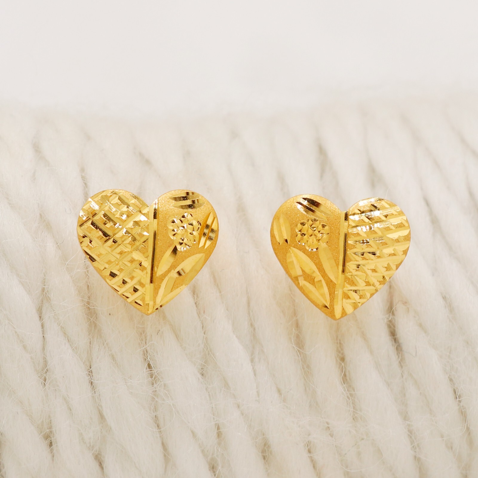 OSTKAKA ★ FEMINA EARRING GOLD [正規品/関税込] Luxurious 22k Gold stud handmade Earrings 22kt Fine Gold