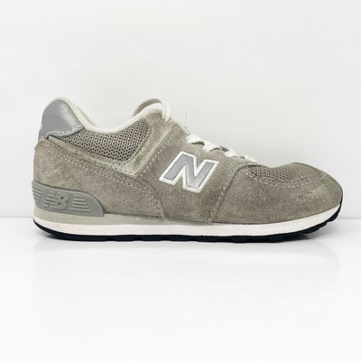 

New Balance Boys 574 IC574GG Серые повседневные кроссовки Размер 10 M, Серый, 574