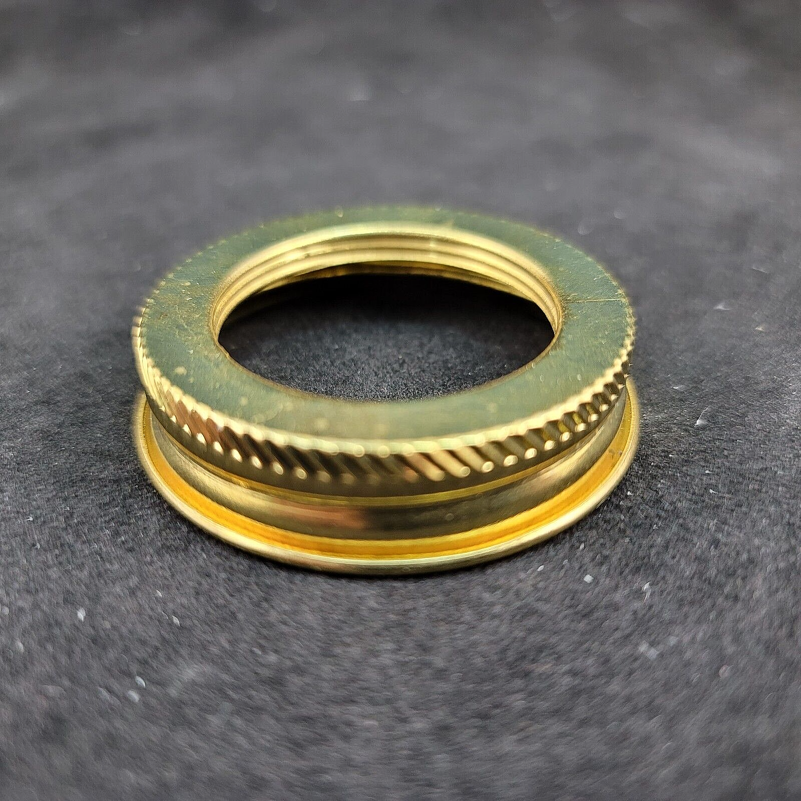 BRASS  PLATED  NUMBER 2  SIZE  SCREW-ON  OIL  LAMP  BURNER  COLLAR
