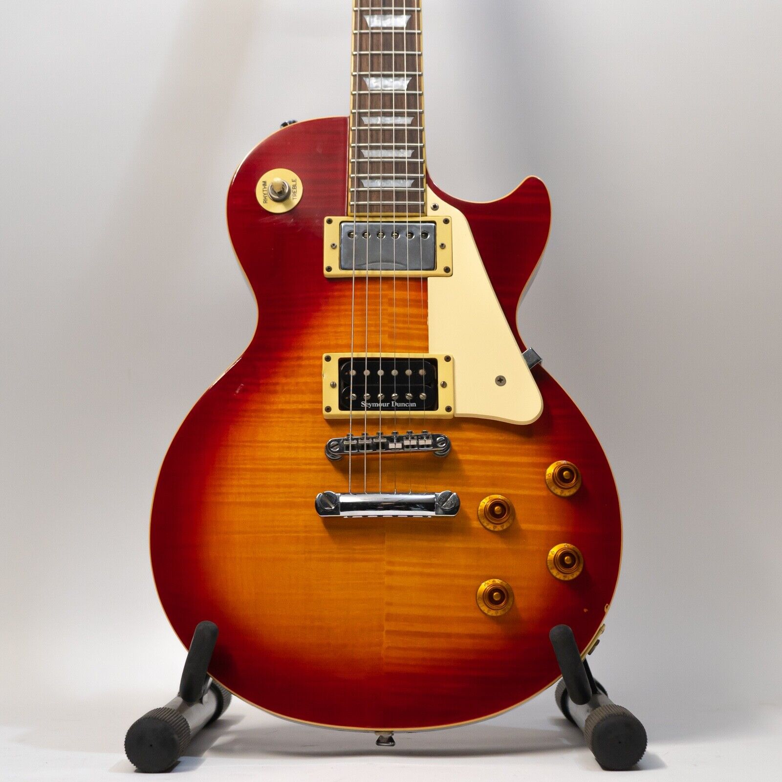 2005 Epiphone Les Paul Classic Electric Guitar Sunburst w 2005 Epiphone Les Paul Classic Electric Guitar Sunburst w