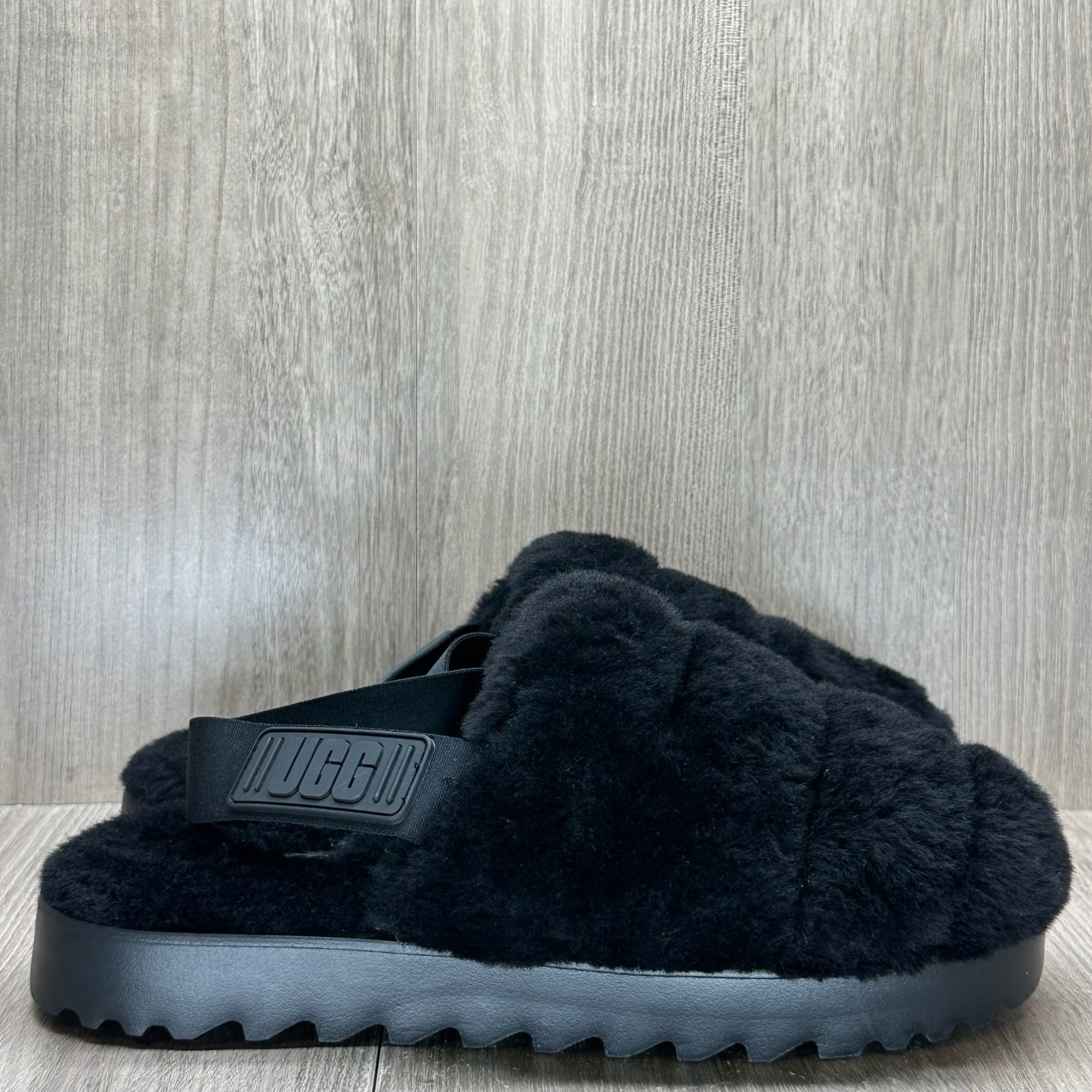 【値下げ】UGG SUPER FLUFF SLIPPER ブラック UGG Womens Super Fluff Slipper Womens 9 Elastic Strap Sling