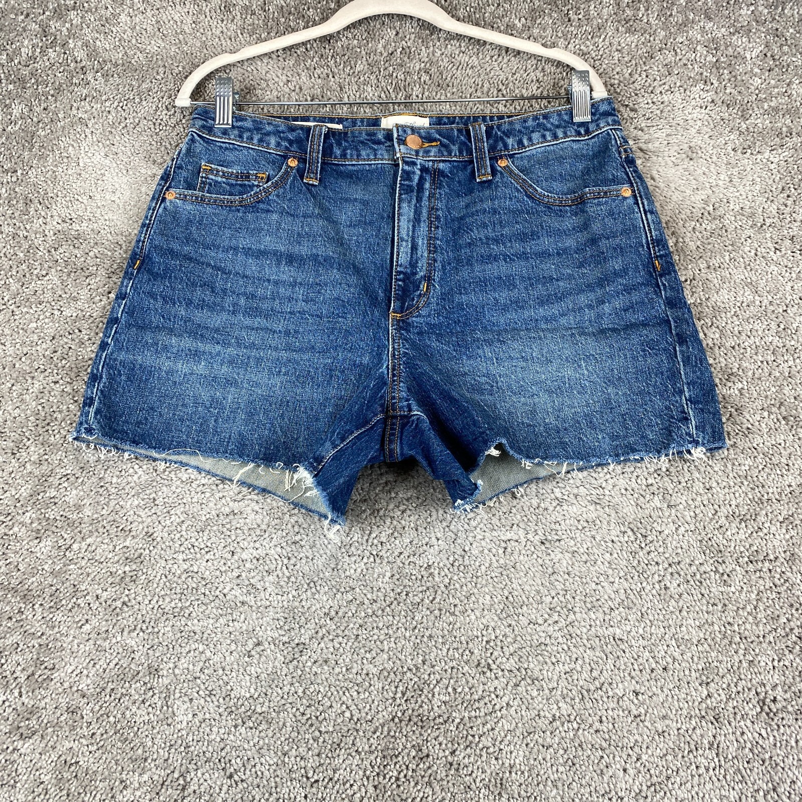 Universal Thread Vintage Midi Jean Shorts 10/30R Blue High