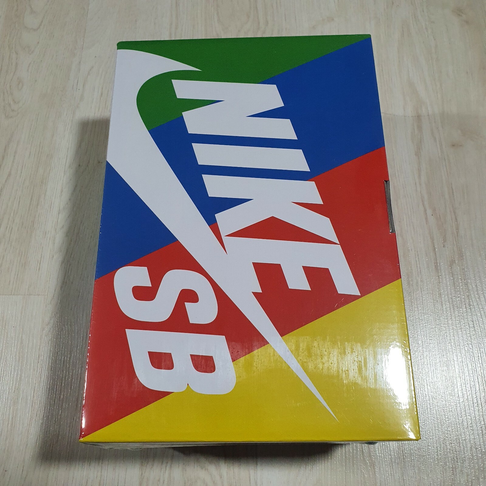 bearbrick nike sb 2020 white