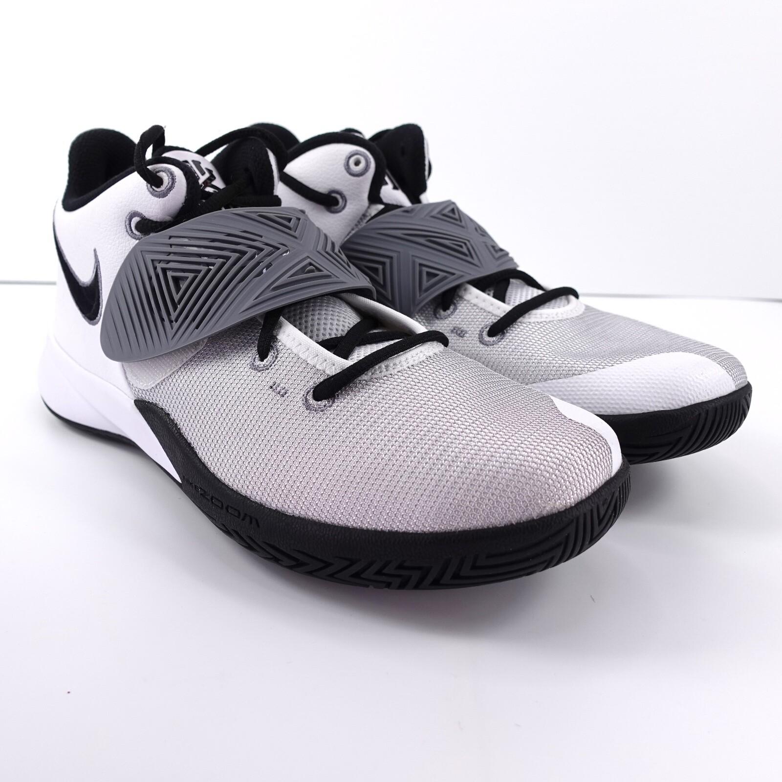kyrie flytrap 3 white
