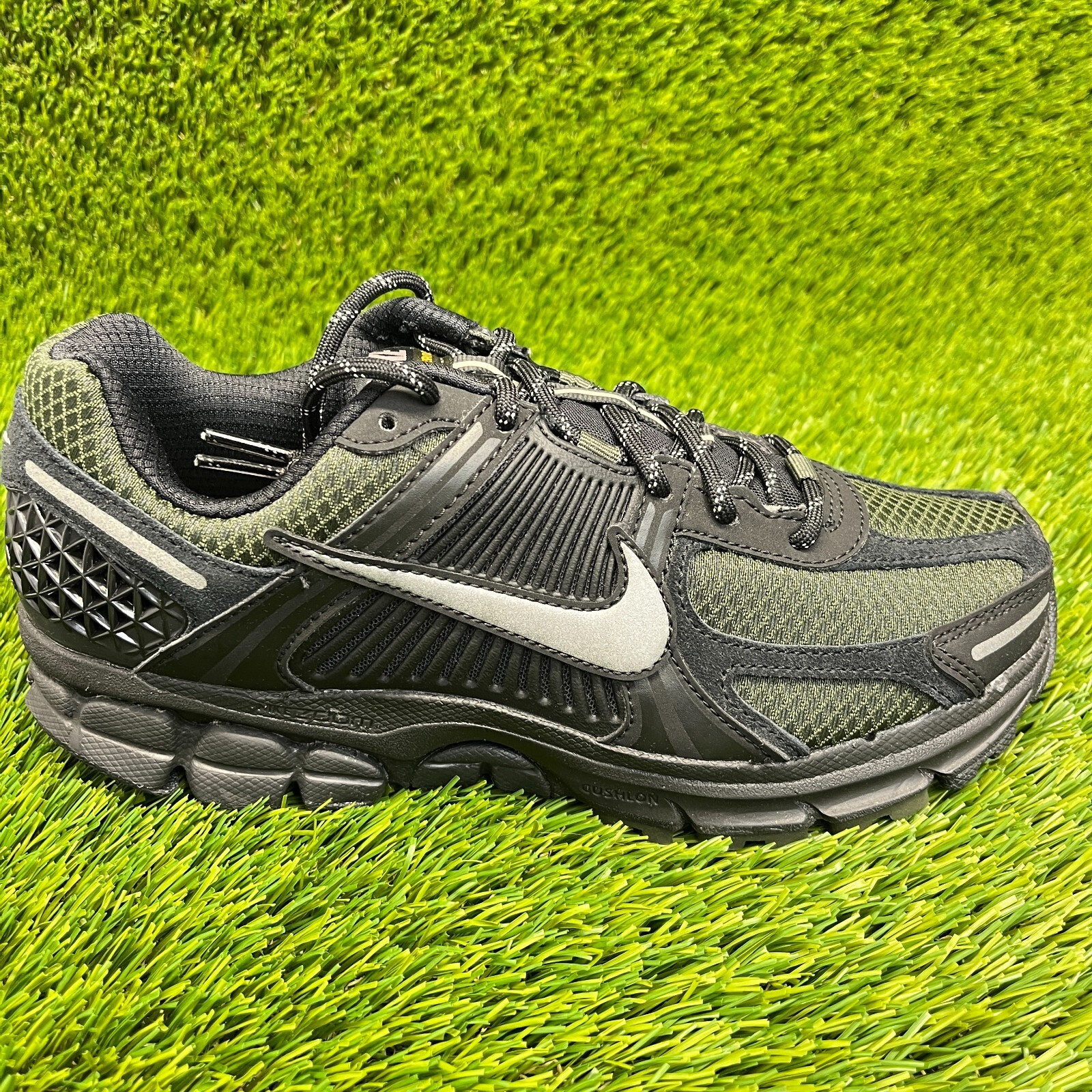 Nike Zoom Vomero 5 Mens Size 6 Black Sequoia Athletic