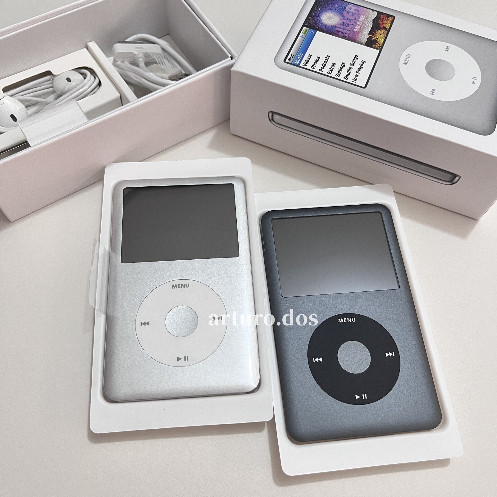 Apple　iPod　classic　新品未開封品 Apple iPod classic 7th Generation Silver (160GB) new | eBay