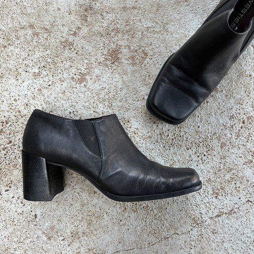 靴 Ameri VINTAGE SQUARE TOE SIDE GORE BOOTS Ameri（アメリ）の「SQUARE TOE SIDE GORE BOOTS（ブーツ）」 - WEAR