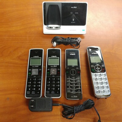 Lot of 4 VTech Wireless Landline HandSet and a Dock