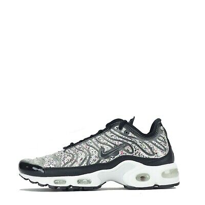 Nike Air Max Plus Tuned Women's Trainers Shoes Sneakers LX Translucent