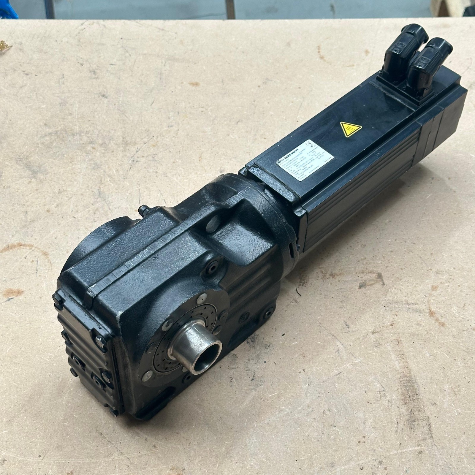 Sew Eurodrive KH37CMP63M/BP/KY/AK0H/SB1 Servo Motor 